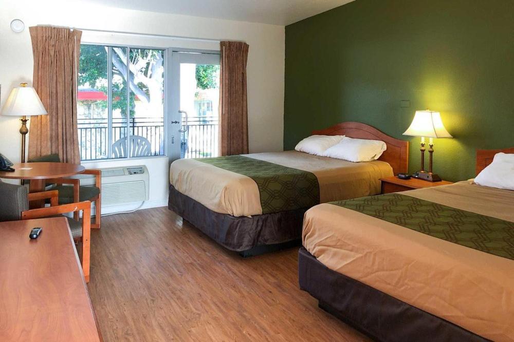 Garden Inn & Suites Oakland Airport Ngoại thất bức ảnh